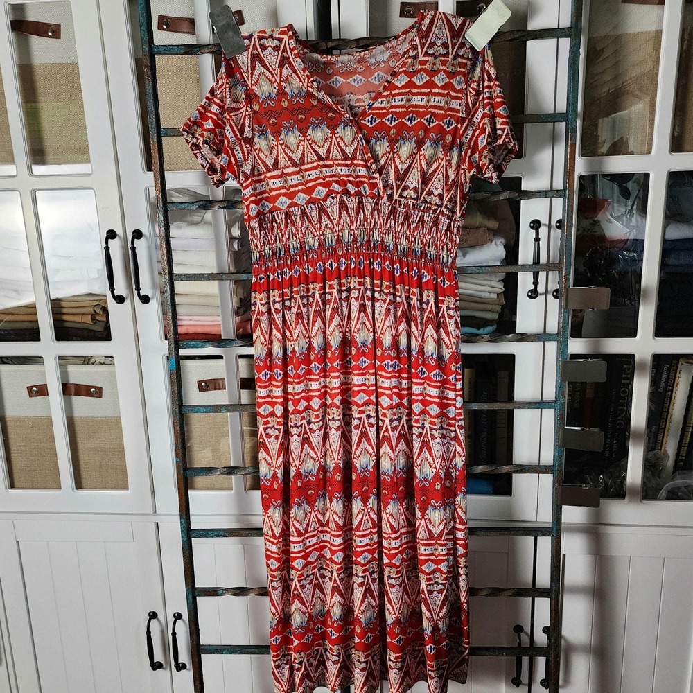 Red Abstract Tribal Print V-Neck Smocked Waist Short Sleeve Midi Dress S/M